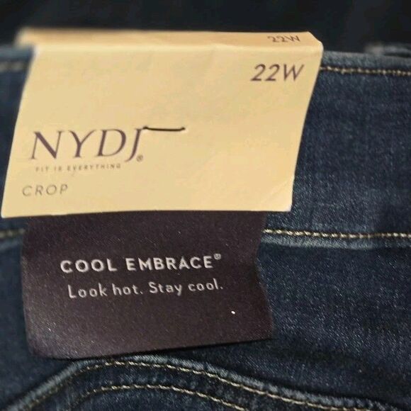 NWT NYDJ Marilyn Straight Crop Cuffed Jeans Size Cool Embrace Size 22 W - Picture 9 of 11